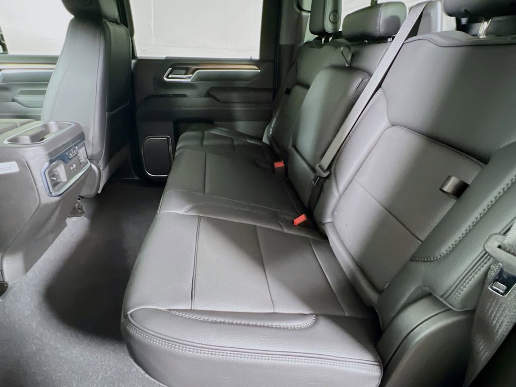 New 2026 GMC Sierra 3500 Denali w/ Denali Reserve Package image 16