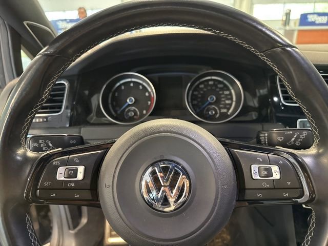 Used 2017 Volkswagen Golf R 4-Door AWD/4WD image 3