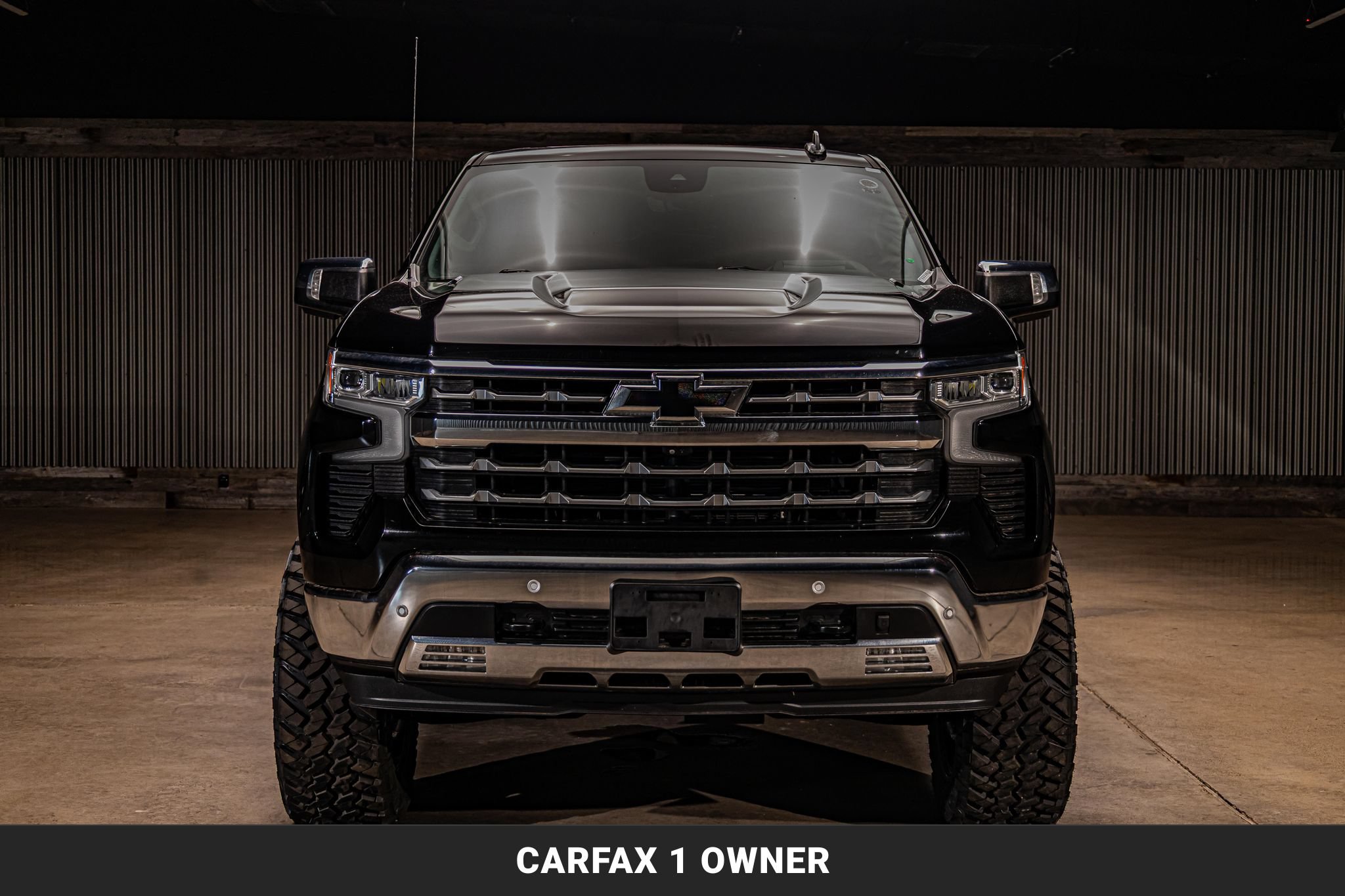 Used 2023 Chevrolet Silverado 1500 LTZ w/ LTZ Premium Package AWD/4WD image 4