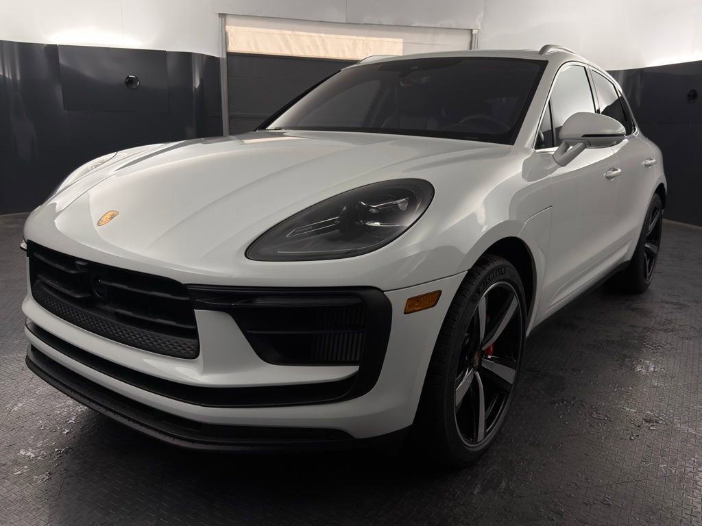 New 2026 Porsche Macan S image 33