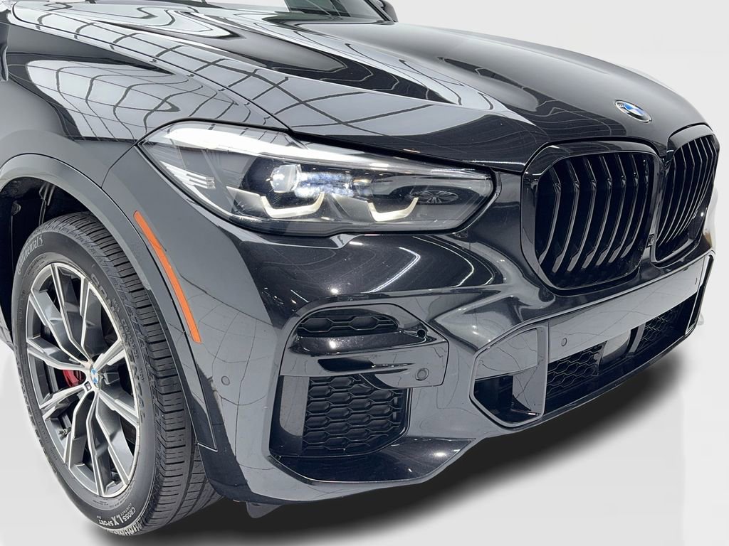 Used 2022 BMW X5 M50i AWD/4WD image 3
