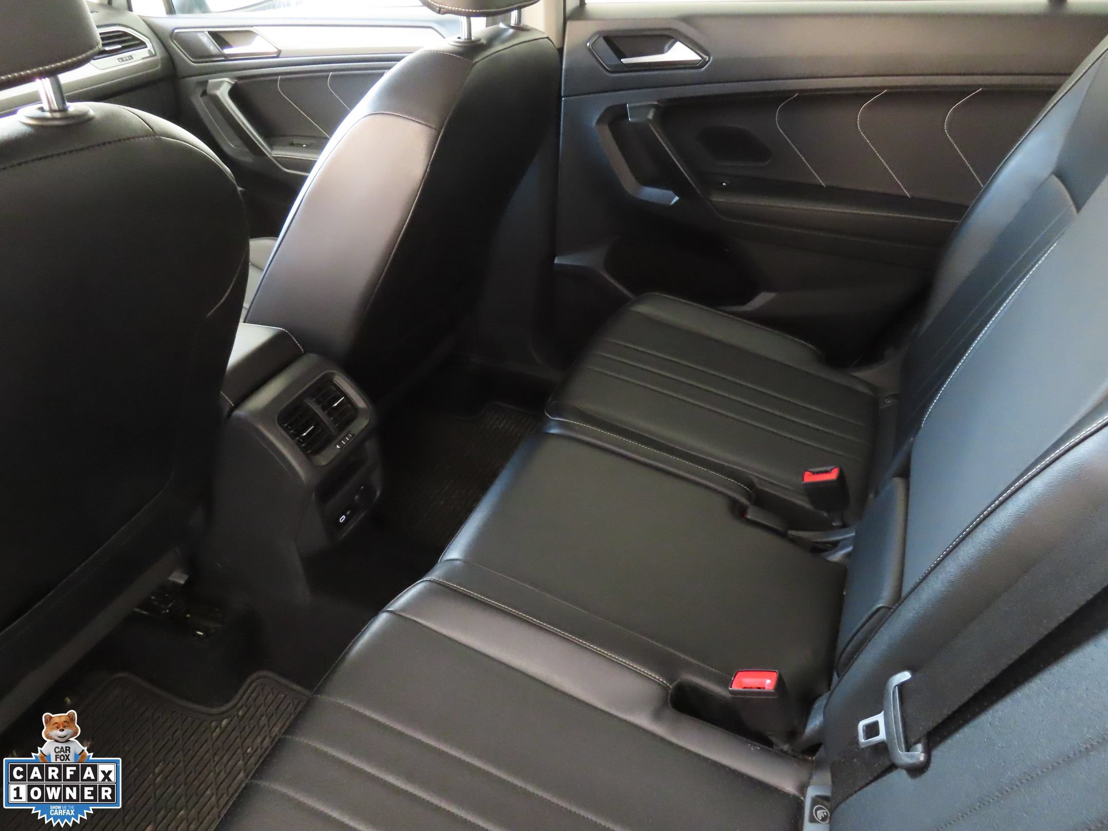 Certified 2022 Volkswagen Tiguan SE FWD image 22