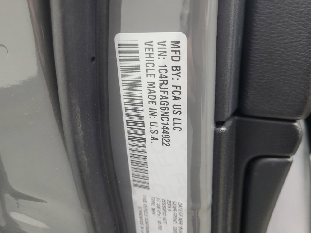 Used 2022 Jeep Grand Cherokee Laredo X AWD/4WD image 33