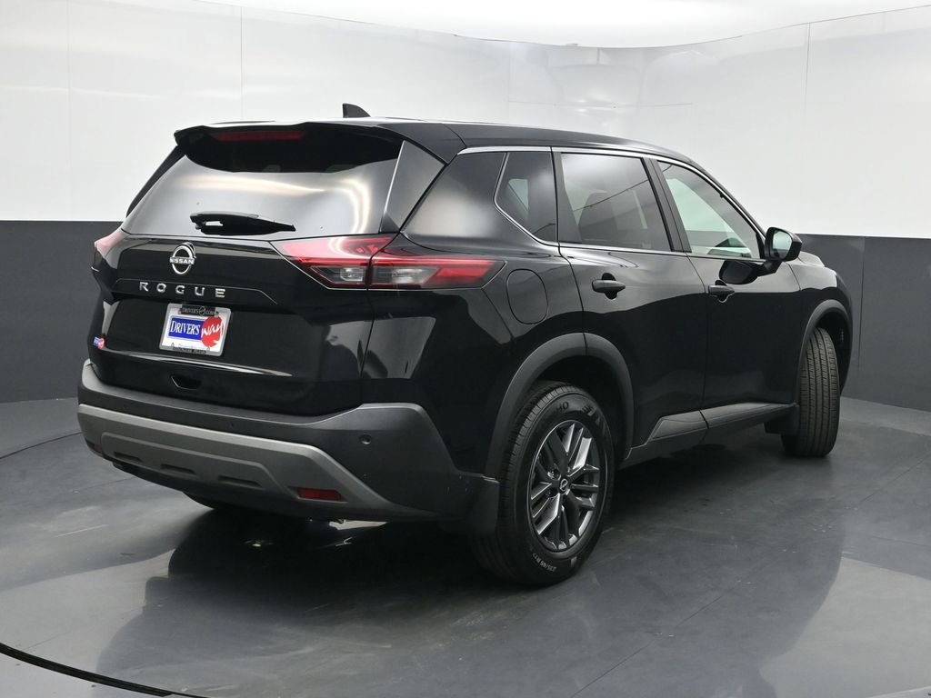 Used 2023 Nissan Rogue S image 20