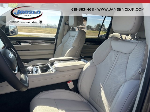 New 2024 Jeep Wagoneer L 4WD w/ Convenience Group I image 10