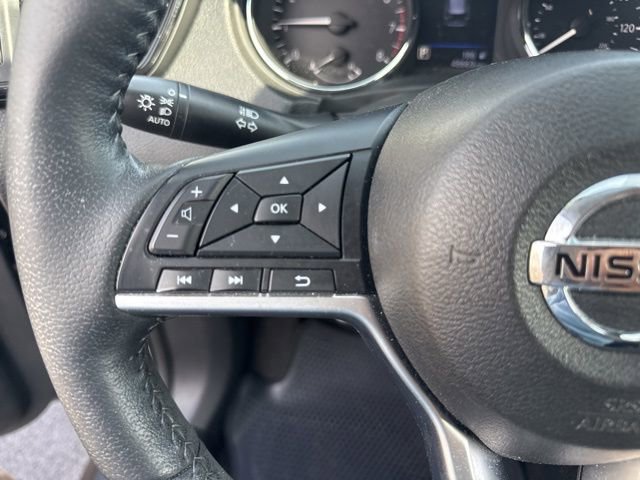 Used 2019 Nissan Rogue SV w/ Premium Package image 23