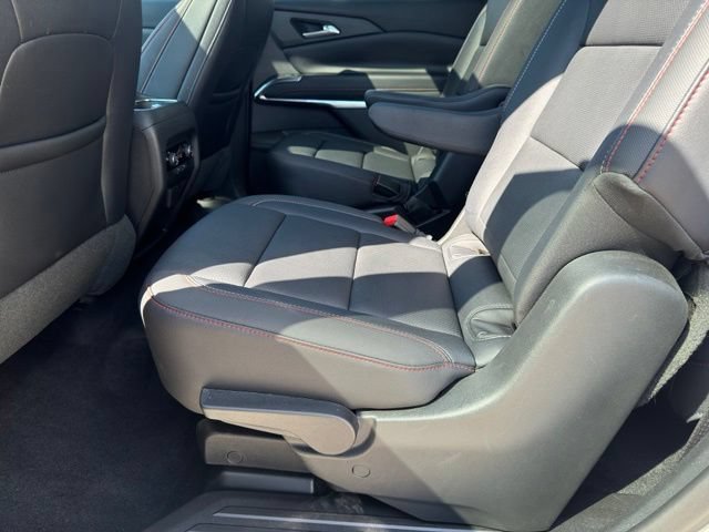 Used 2026 Chevrolet Traverse Z71 w/ Driver Confidence Package AWD/4WD image 8