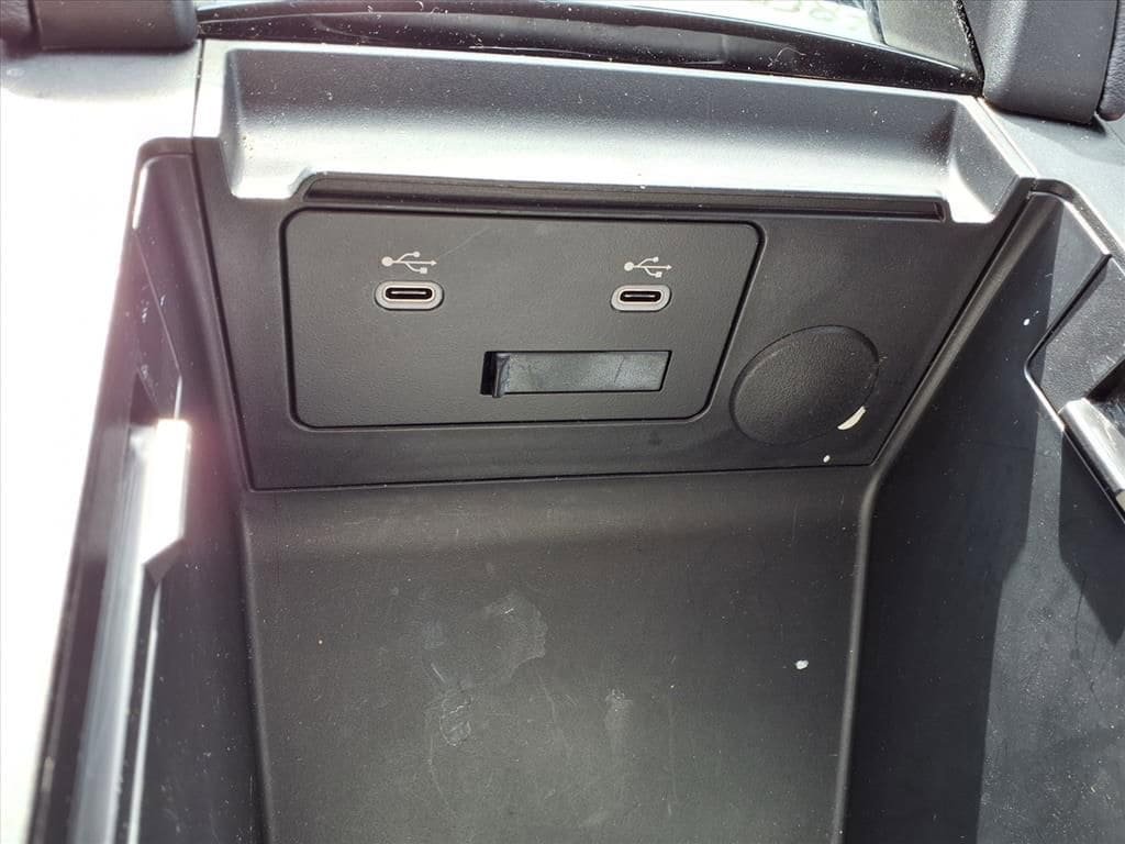 Certified 2025 MAZDA MAZDA3 s FWD image 22