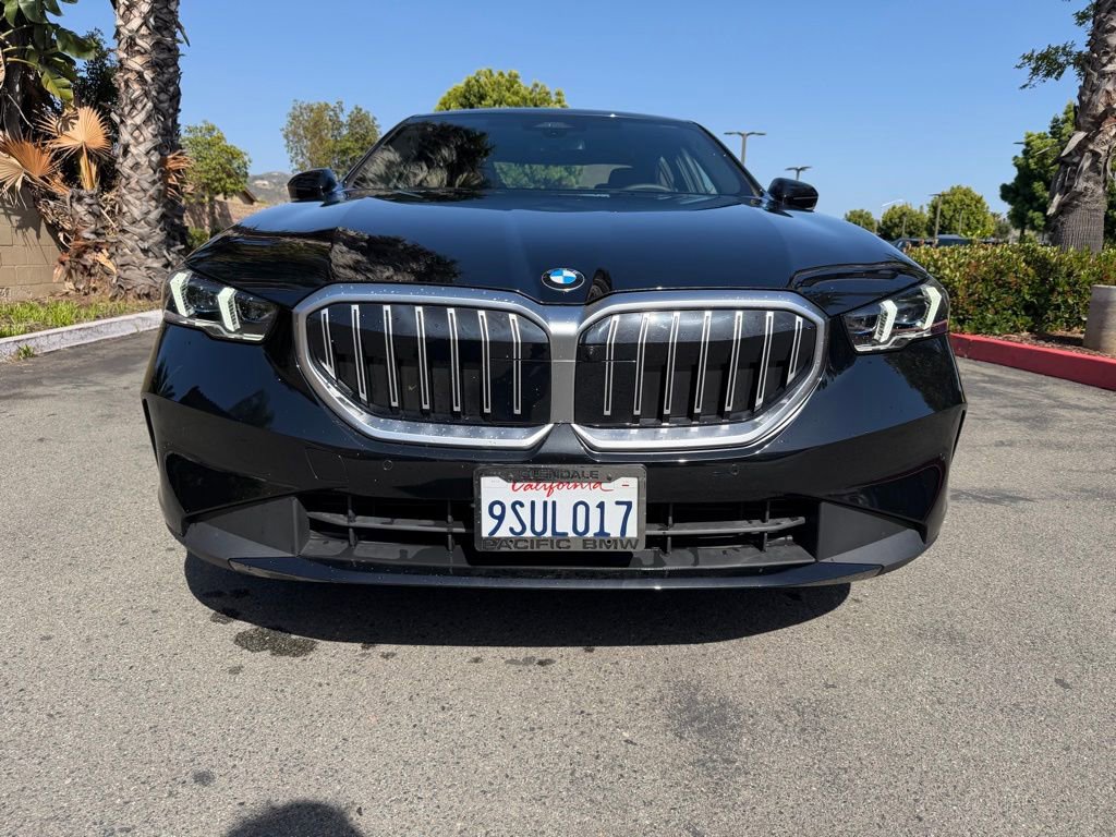 Used 2026 BMW 530i w/ Premium Package image 4