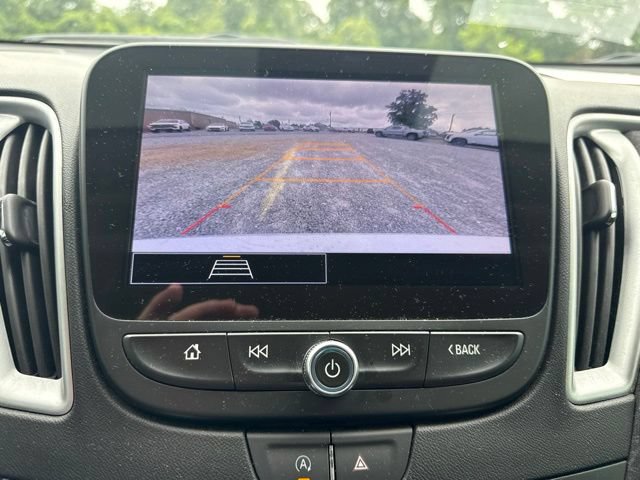 Used 2024 Chevrolet Malibu LT FWD image 9