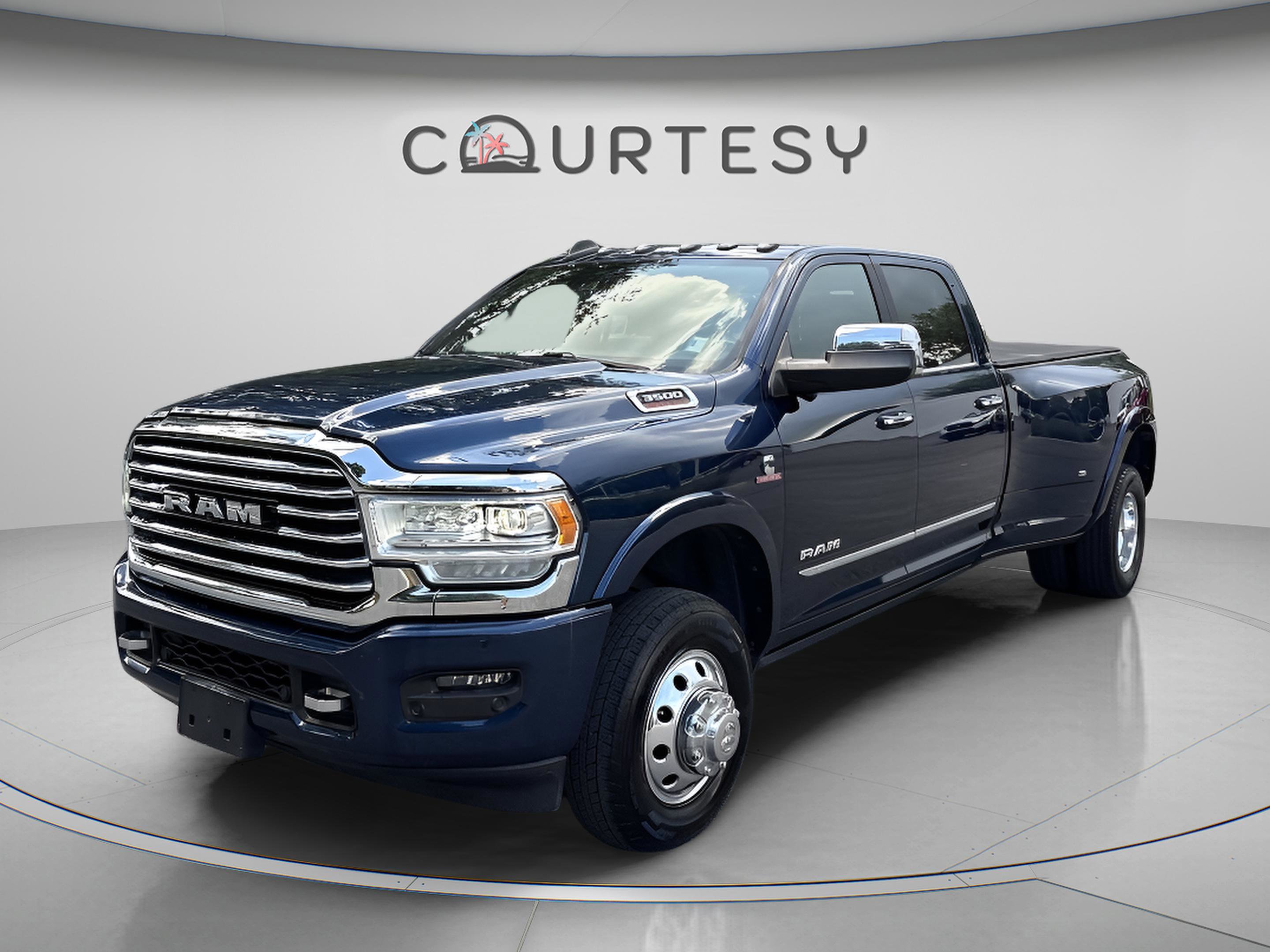 Used 2019 RAM 3500 Limited AWD/4WD image 2