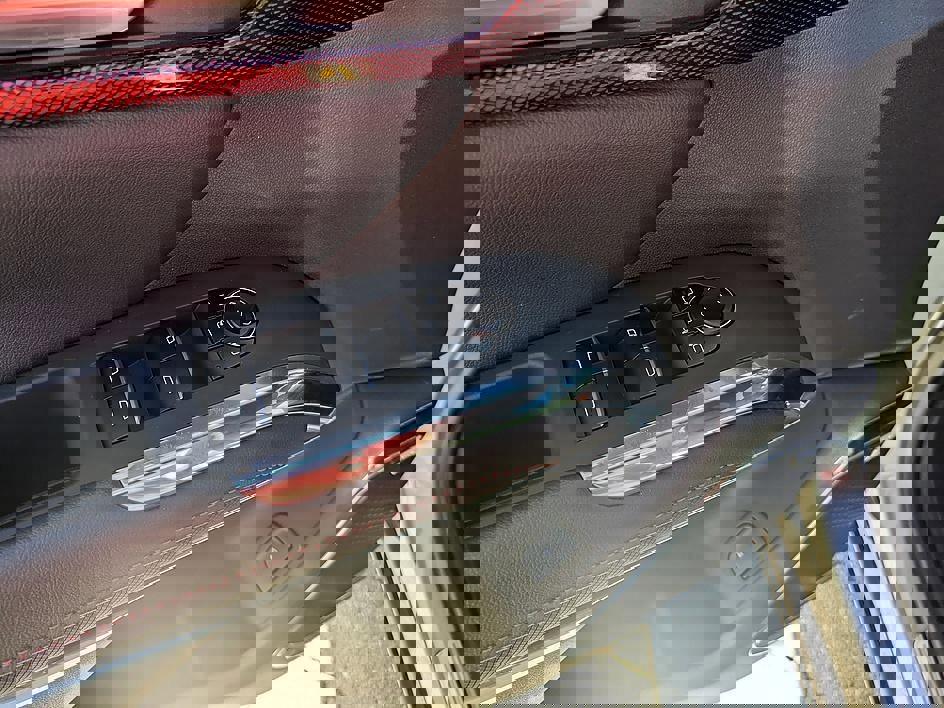 New 2026 Chevrolet Traverse RS image 13