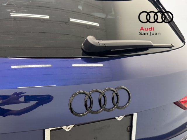 Certified 2025 Audi Q3 2.0T Premium w/ Convenience Package AWD/4WD image 11