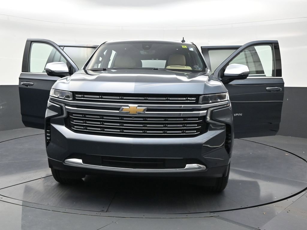 Used 2021 Chevrolet Suburban Premier w/ Premium Package RWD image 34