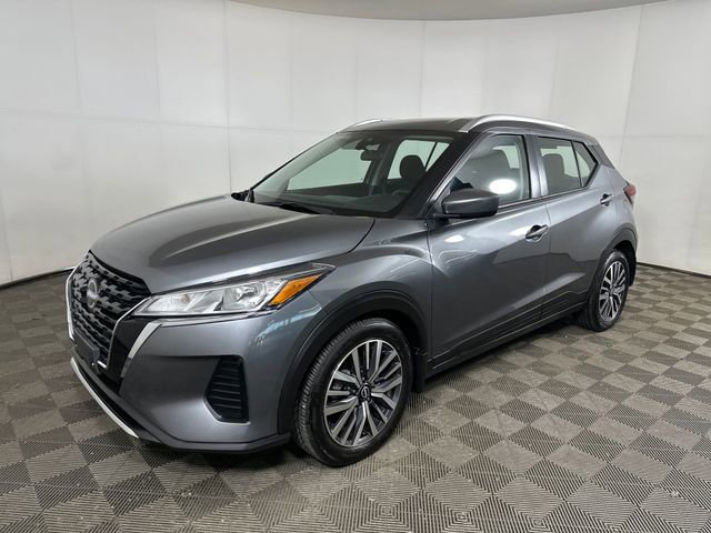 Used 2023 Nissan Kicks SV image 7