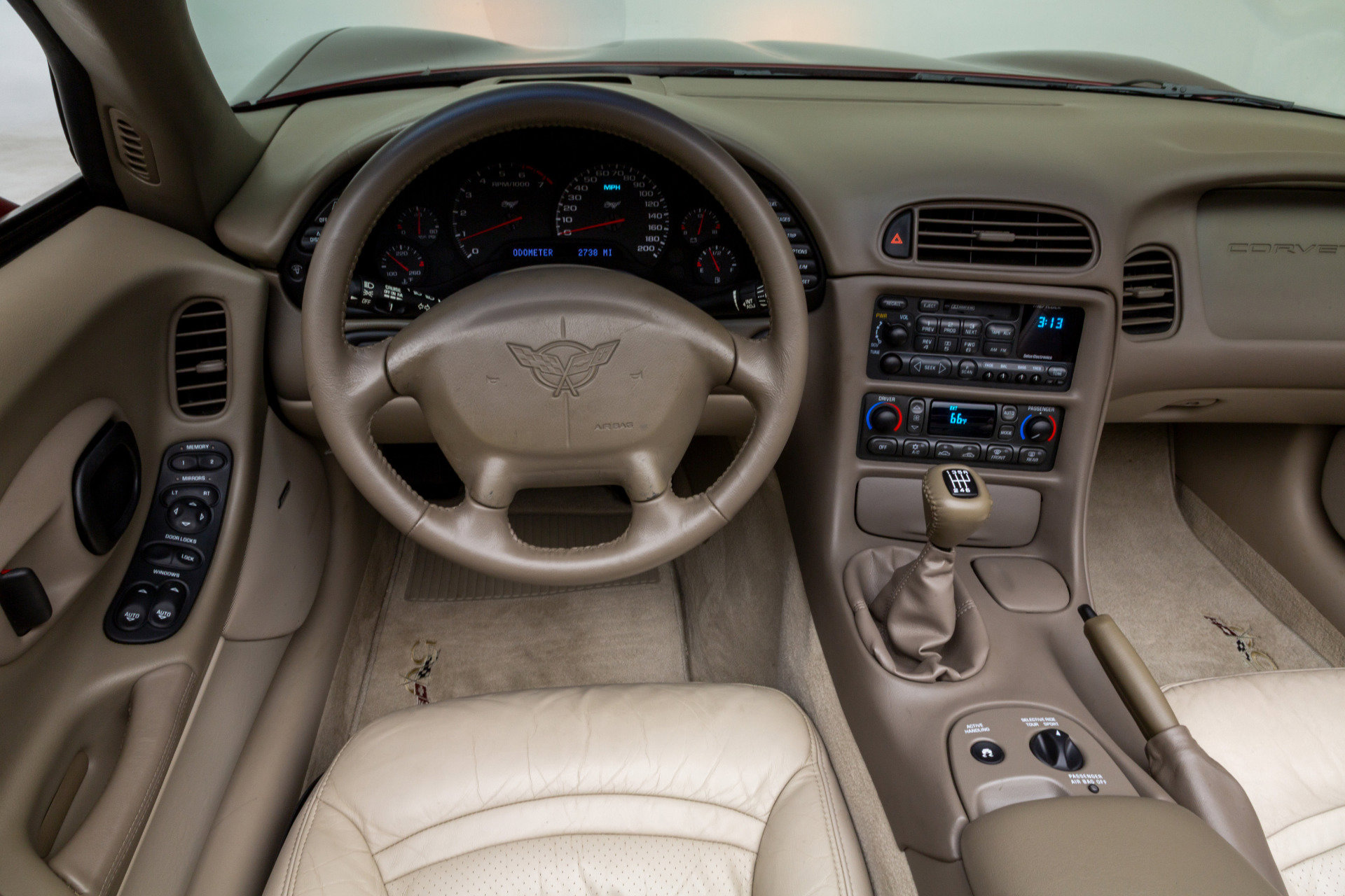 Used 2003 Chevrolet Corvette 50th Anniversary Edition w/ Preferred Equipment Group1 image 27