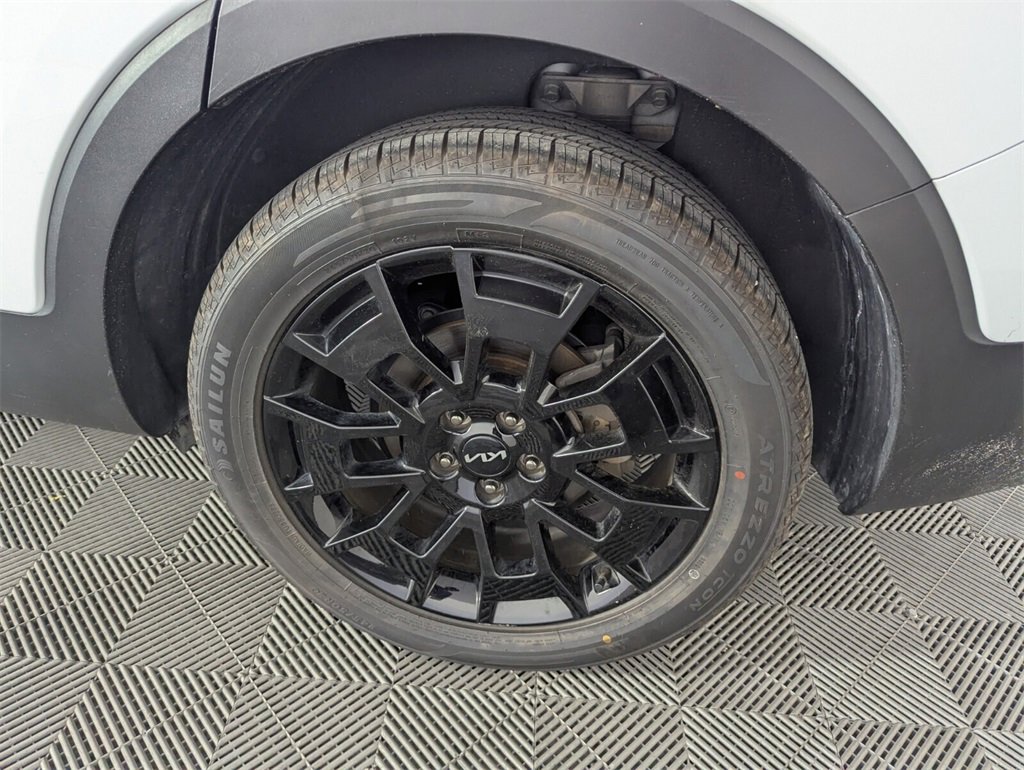 Used 2022 Kia Telluride SX w/ SX Prestige Package image 21