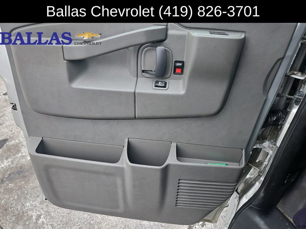 Certified 2017 Chevrolet Express 2500 LS image 21