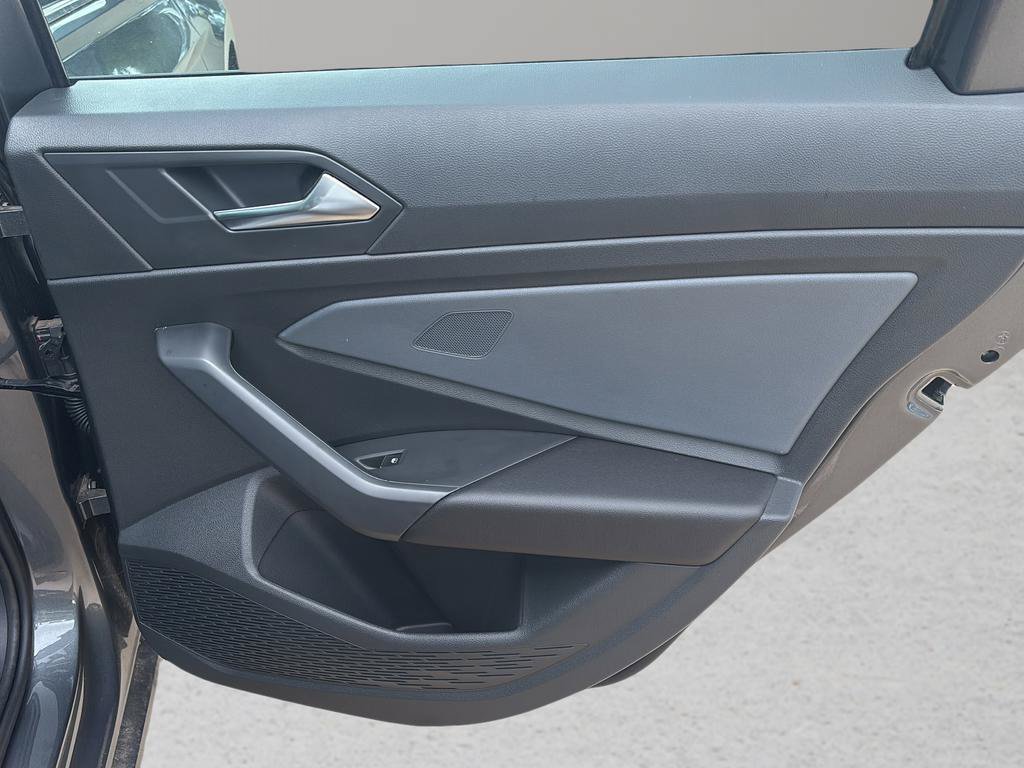 New 2026 Volkswagen Jetta SE FWD image 12