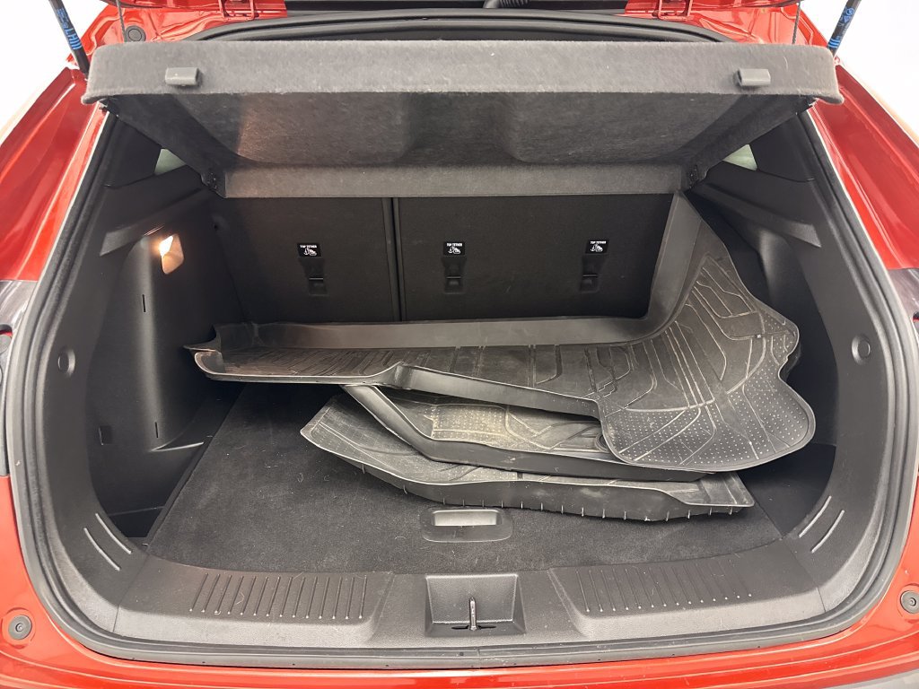 Certified 2024 Chevrolet Trax RS w/ Sunroof Package FWD image 25