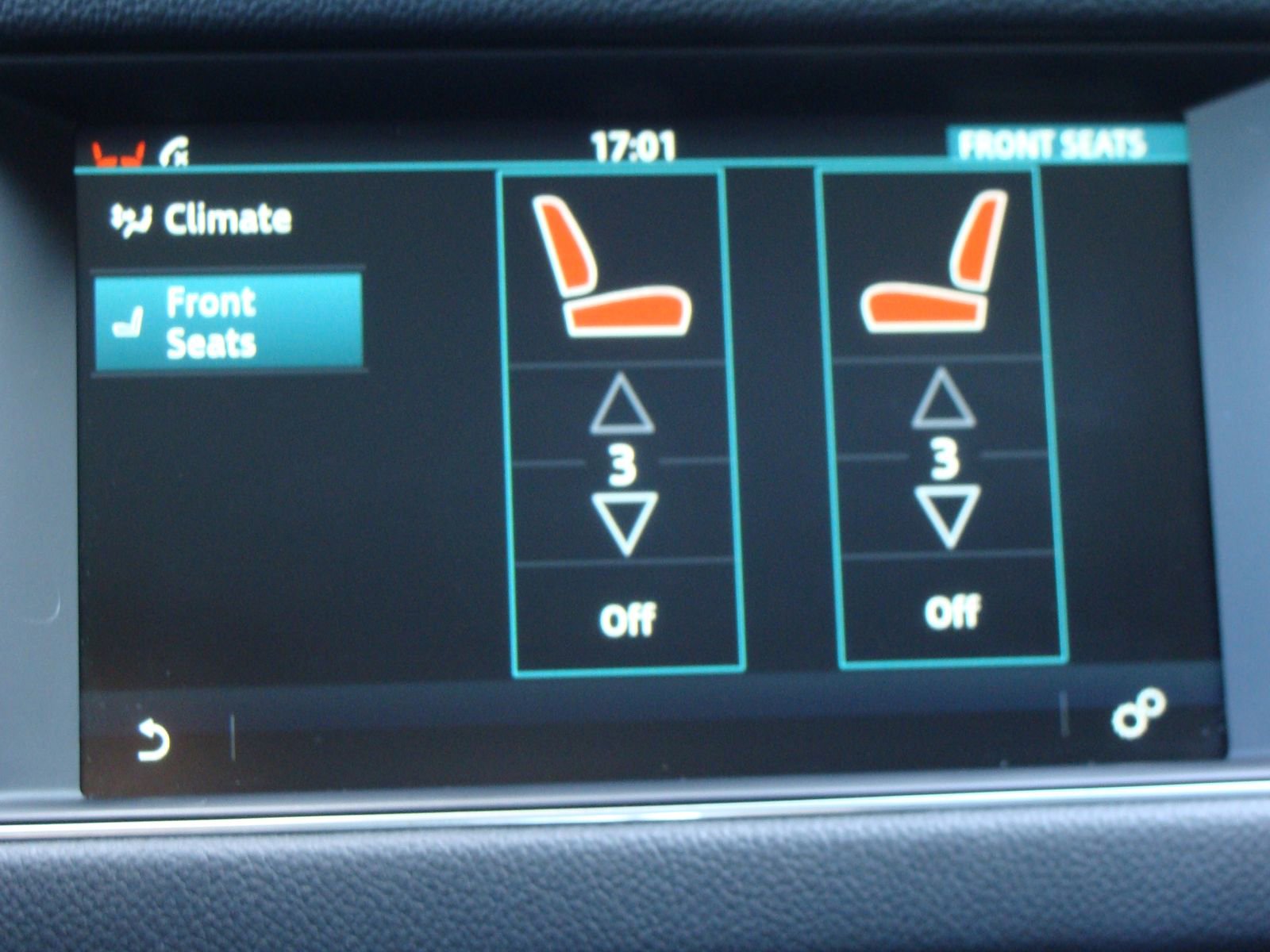 Used 2017 Jaguar XF Premium image 20