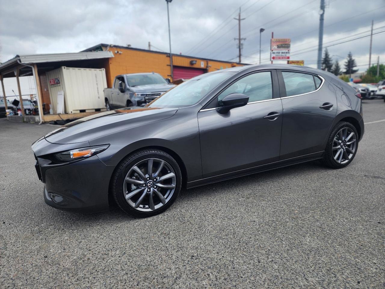 Used 2019 MAZDA MAZDA3 AWD Hatchback image 11