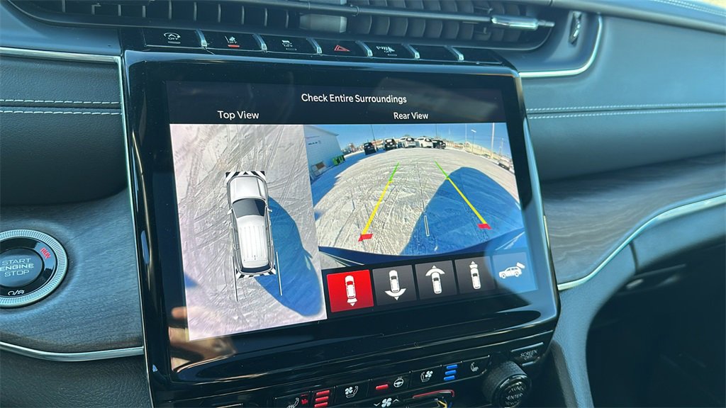 Used 2024 Jeep Grand Cherokee Overland w/ Adv Protech Group III image 22