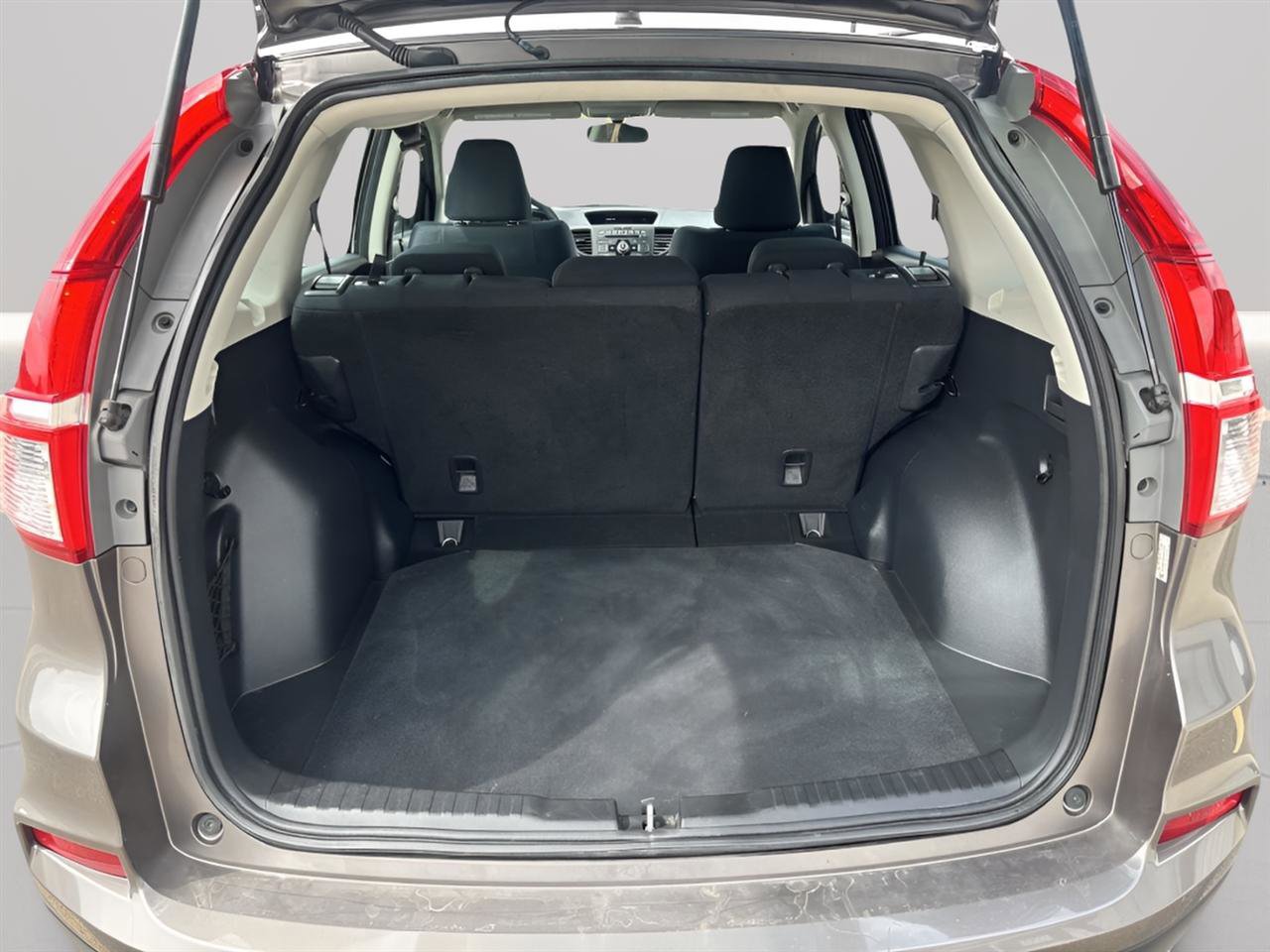 Used 2015 Honda CR-V LX image 25