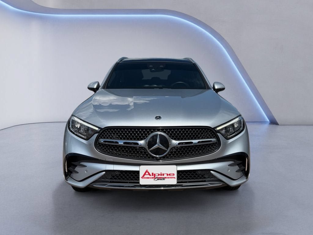 Used 2024 Mercedes-Benz GLC 300 4MATIC image 8