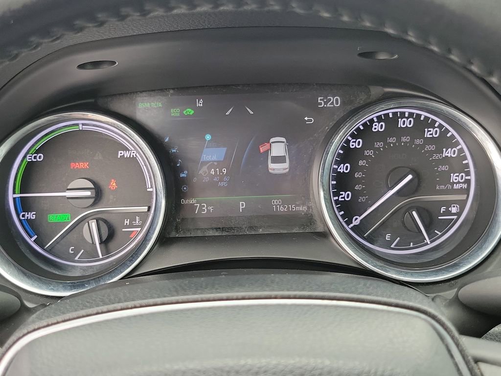 Used 2020 Toyota Camry XLE image 25