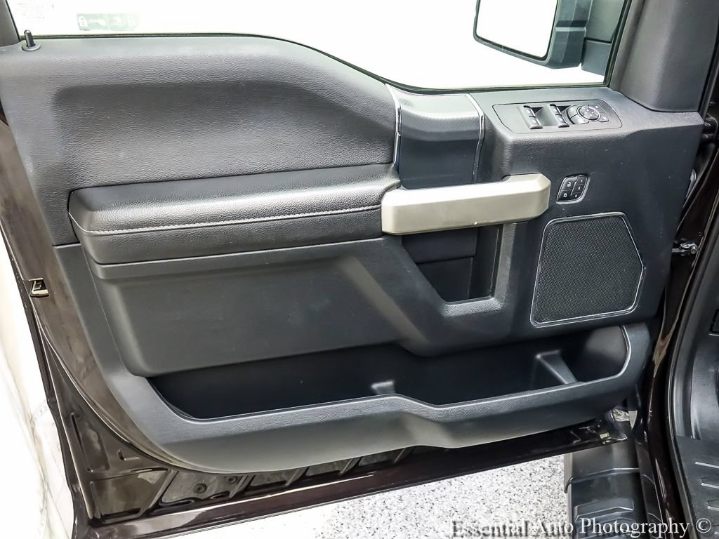 Used 2019 Ford F150 Lariat w/ Equipment Group 502A Luxury AWD/4WD image 19
