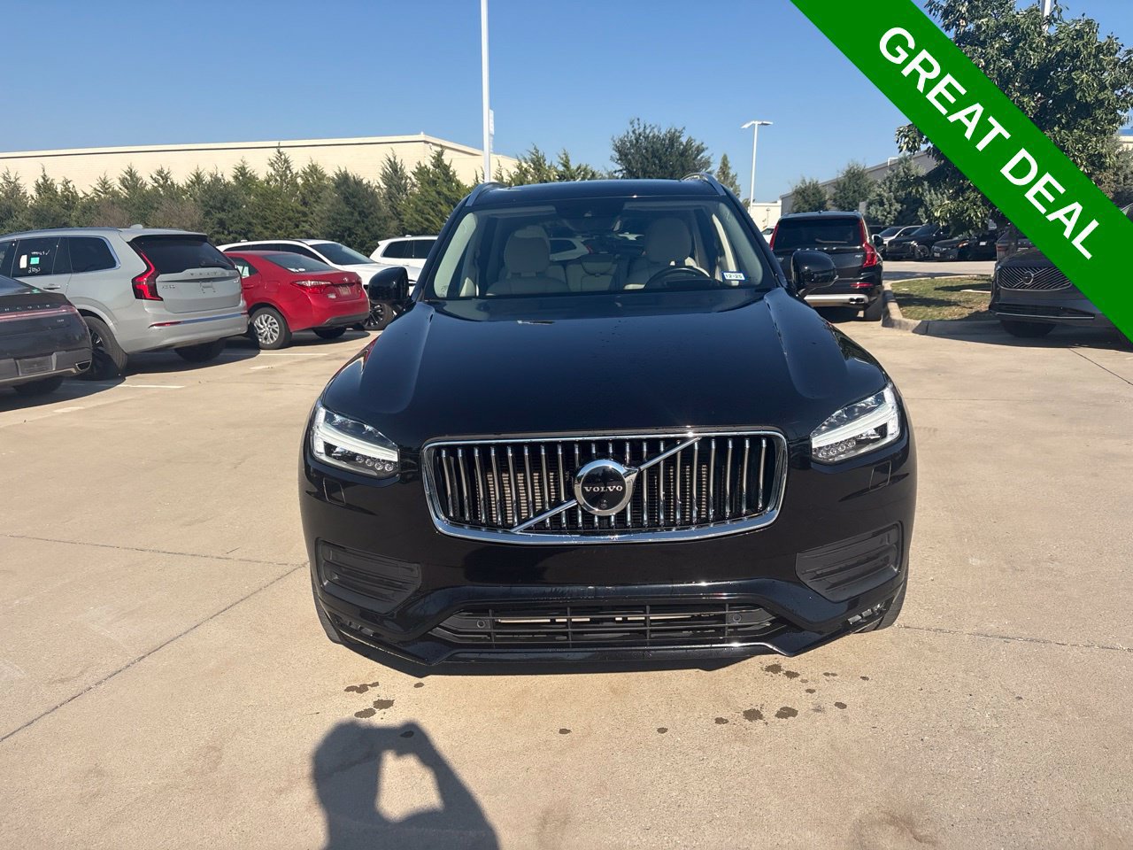 Used 2021 Volvo XC90 T6 Momentum w/ Advanced Package AWD/4WD image 2