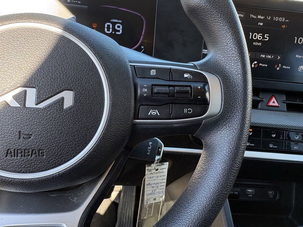 Used 2024 Kia Sportage LX image 17