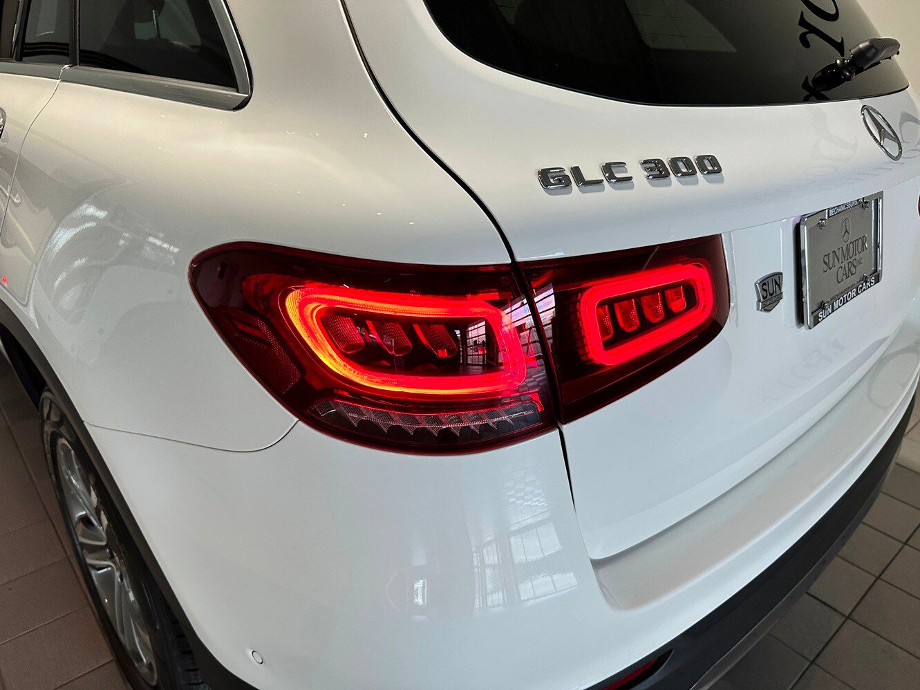 Used 2022 Mercedes-Benz GLC 300 4MATIC image 38
