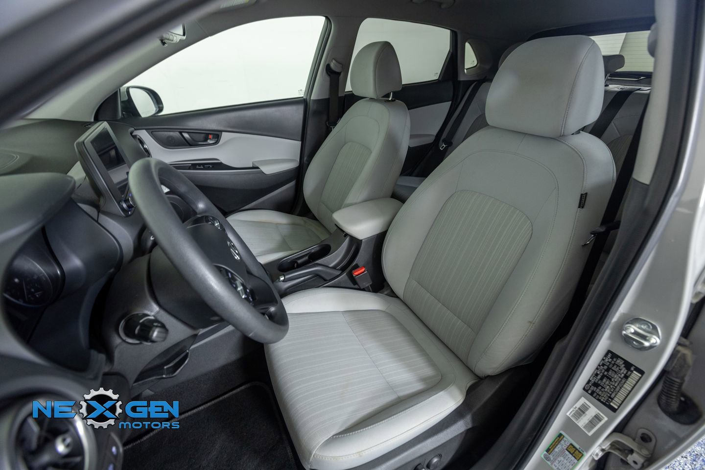 Used 2023 Hyundai Kona SEL image 23