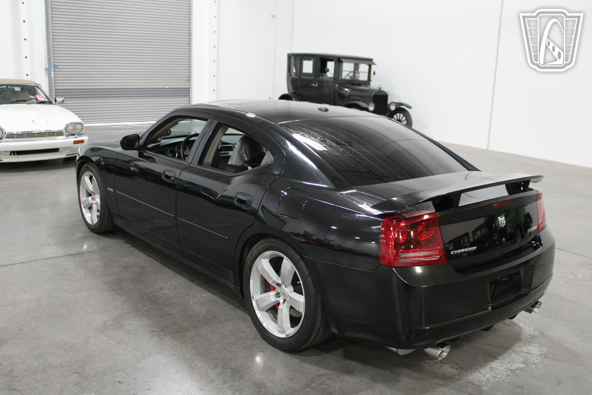 Used 2006 Dodge Charger SRT8 w/ SRT Option Group III RWD image 8