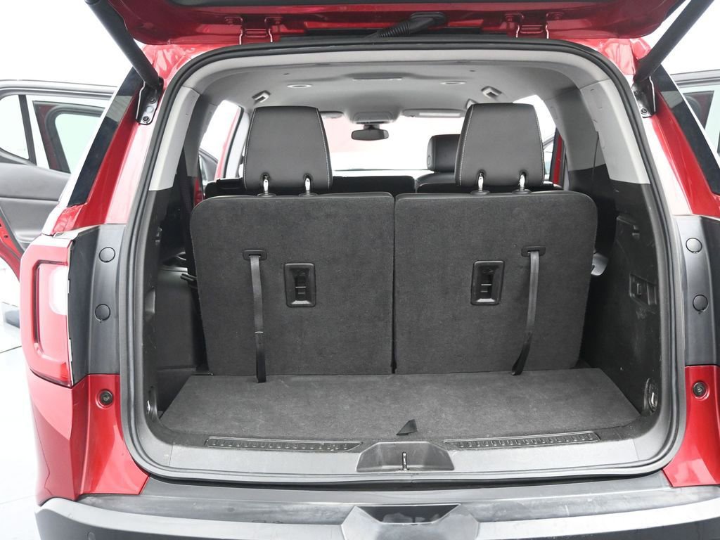 Used 2023 GMC Acadia SLT image 11