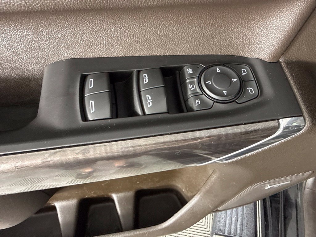 Used 2020 Chevrolet Silverado 2500 LTZ w/ LTZ Plus Package AWD/4WD image 12
