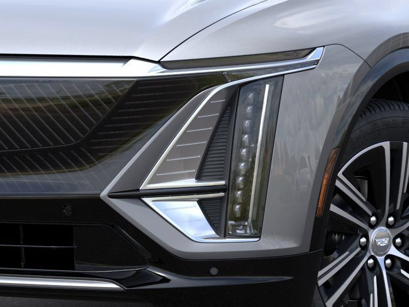New 2027 Cadillac Lyriq Luxury AWD/4WD image 10