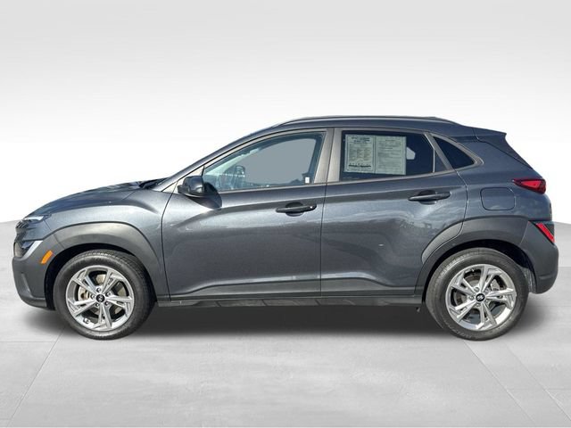 Used 2022 Hyundai Kona SEL AWD/4WD image 2