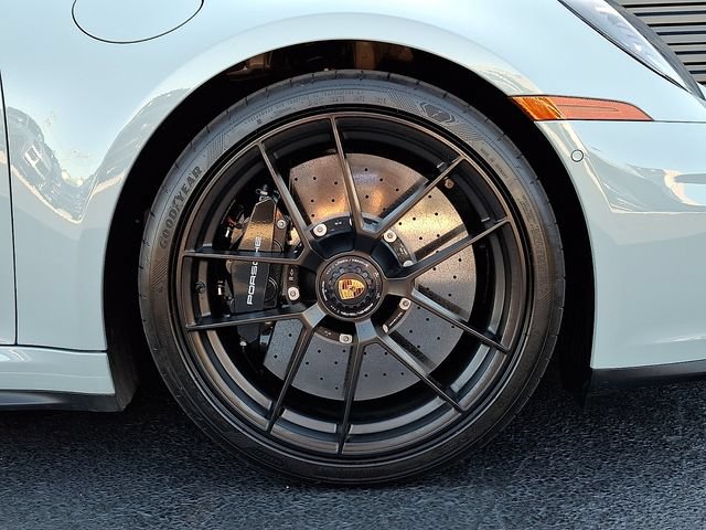 Certified 2025 Porsche 911 Targa 4 GTS AWD/4WD image 12