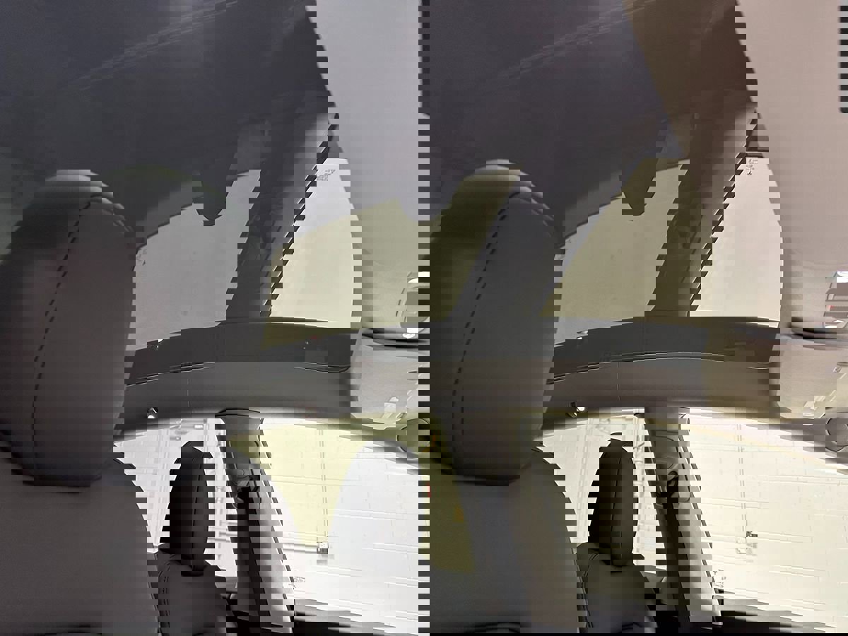 Used 2023 Tesla Model Y Long Range image 13