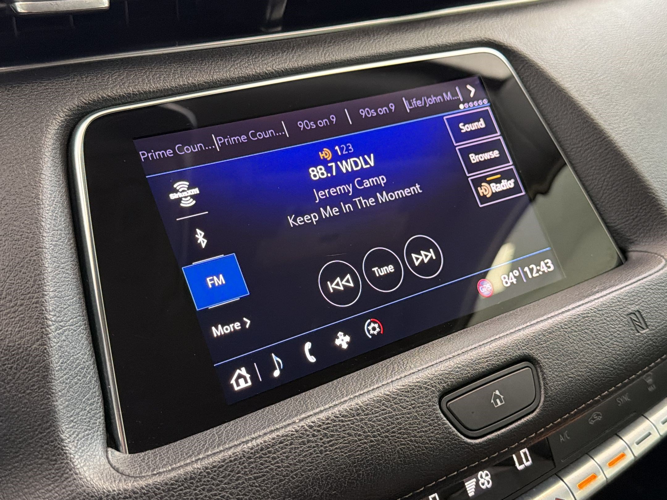 Used 2019 Cadillac XT4 Premium Luxury w/ Driver Awareness Package FWD image 19