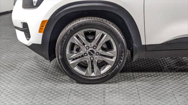 Used 2022 Kia Seltos LX AWD/4WD image 32