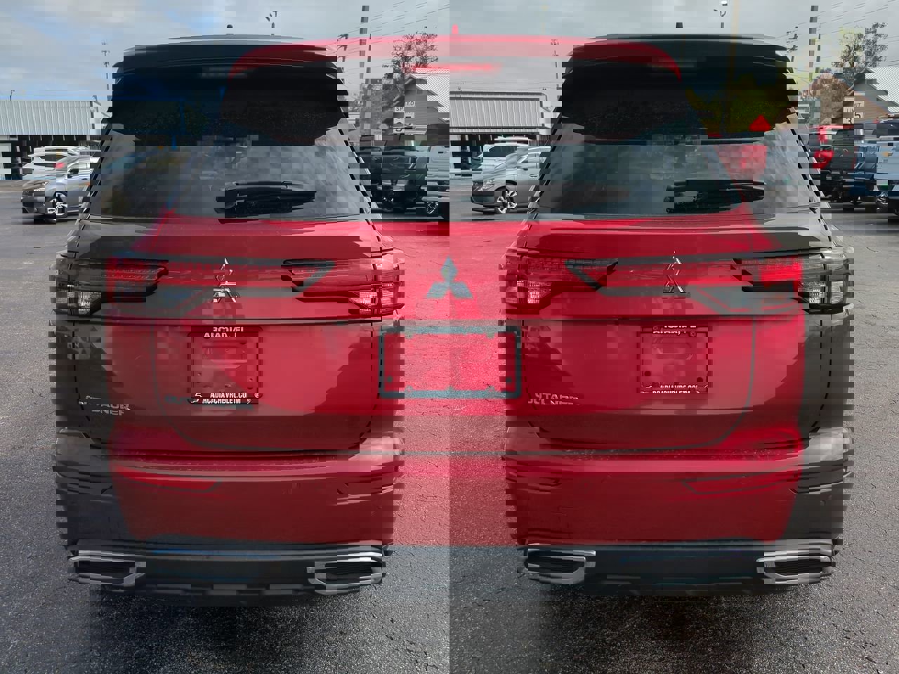 Used 2022 Mitsubishi Outlander ES image 5