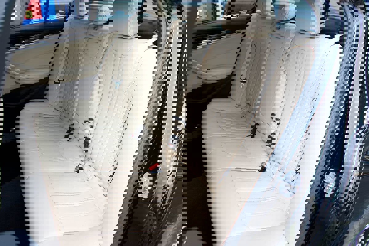 Used 2017 BMW 530i RWD image 19