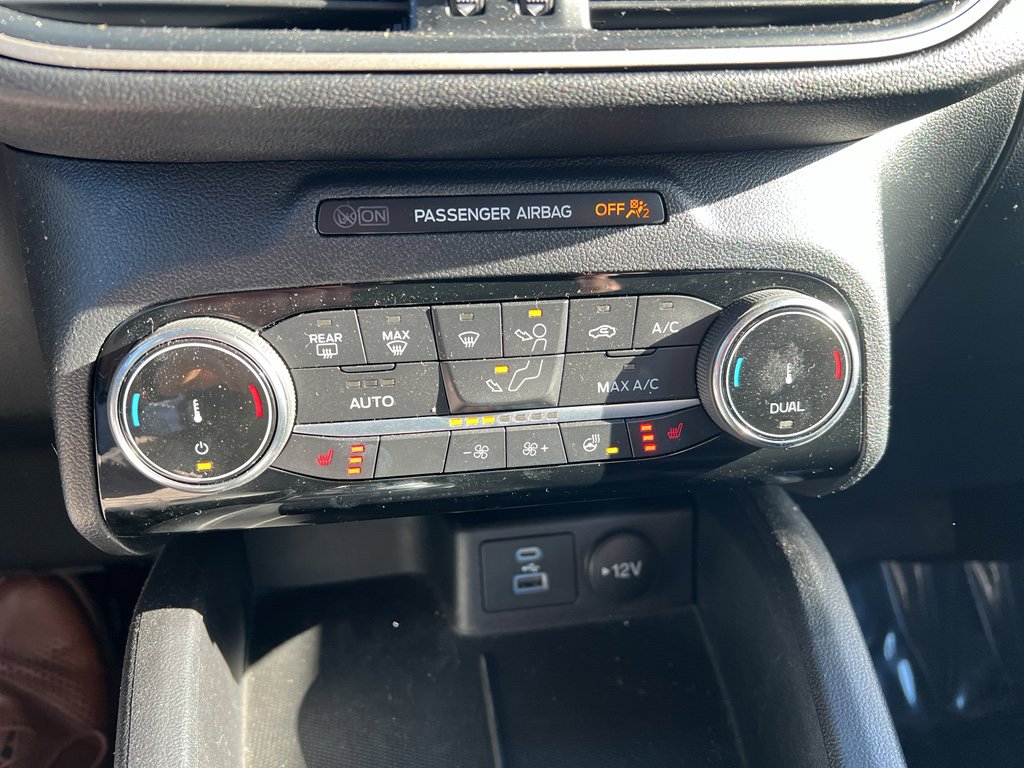 Used 2022 Ford Escape SEL image 15