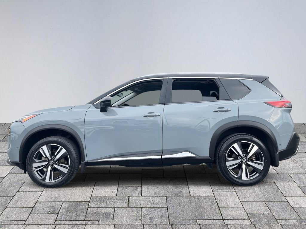 Used 2021 Nissan Rogue Platinum image 4