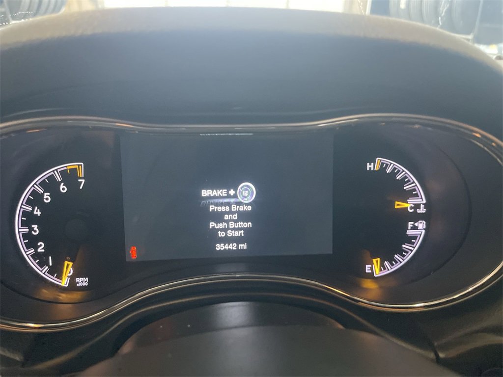 Used 2022 Jeep Grand Cherokee Laredo X image 21