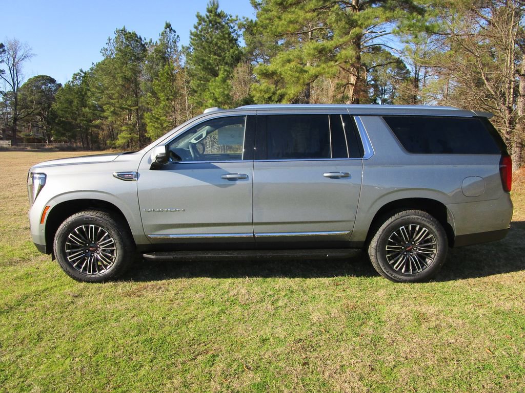 New 2026 GMC Yukon XL Elevation w/ Elevation Premium Package image 2